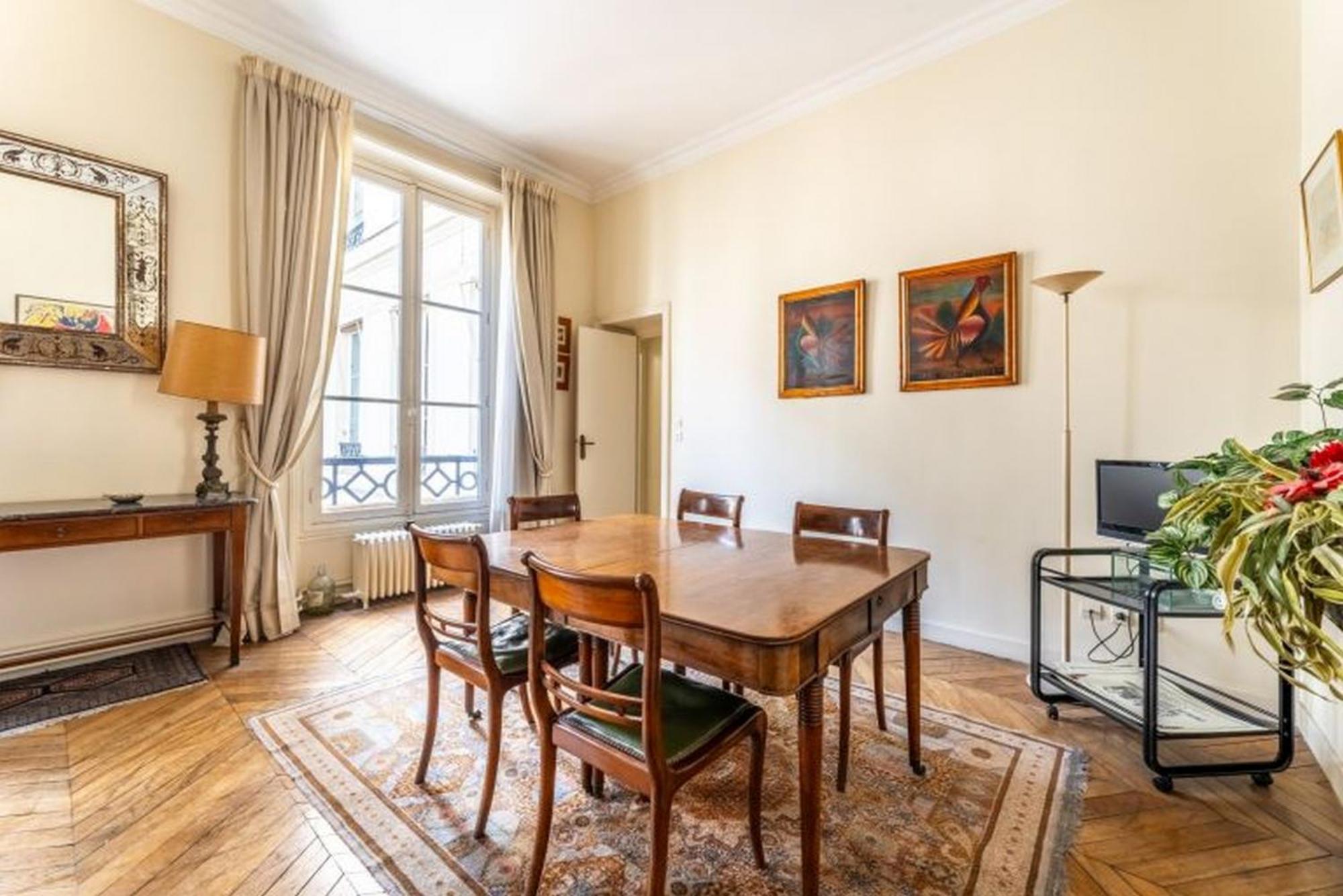 Reception Apartment With Stunning Views Parigi Esterno foto